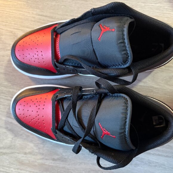 Air Jordan 1 Low SE - Mens 8 - Picture 6 of 9